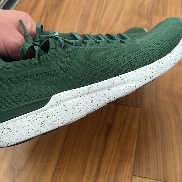 APL men’s running shoe - Picture 4 of 5